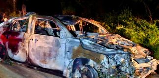 Los dos cadáveres calcinados en Salvador Escalante estaban dentro de un vehículo