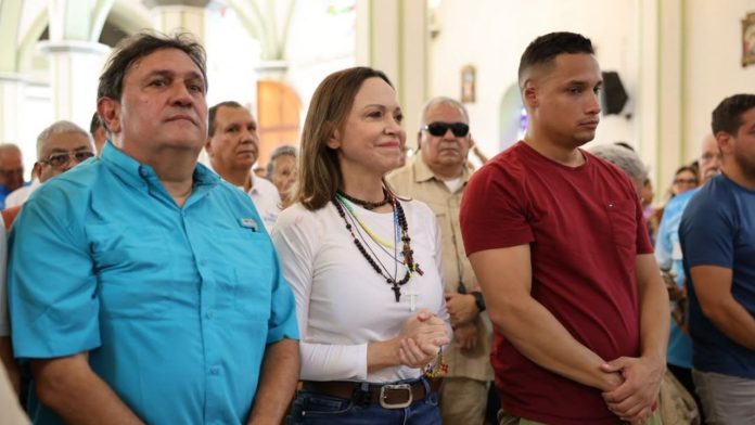 María Corina Machado regresa a Venezuela tras 10 meses en el exilio