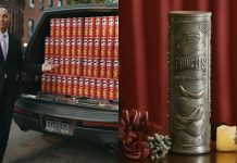 Pringles regala 200 años de papas por guardar cenizas en Estados Unidos Urna metálica personalizada con forma de lata de papas Pringles creada para el sorteo de Halloween en Estados Unidos.