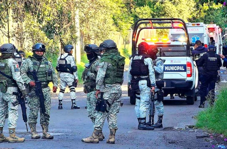 Torturan y queman a dos hombres Uruapan; uno falleció