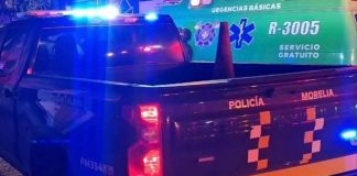 Hombre es baleado por sujetos tras abrir la puerta de su casa, en Morelia