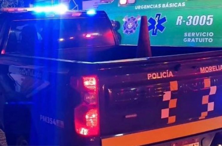 Hombre es baleado por sujetos tras abrir la puerta de su casa, en Morelia