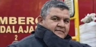 Ataque directo en Tlajomulco: bombero recibe 6 impactos de bala en su camioneta