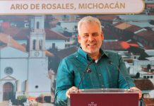 Bedolla destaca inversión histórica para 5 rellenos sanitarios El gobernador Alfredo Ramírez Bedolla destacando la inversión en infraestructura ambiental para Michoacán.