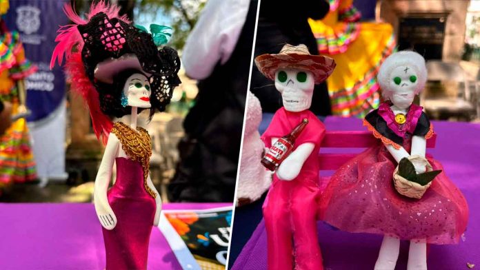 calaverita-azucar-artesanal-morelia-riesgo-chinas Artesano michoacano decora una calaverita de azúcar tradicional durante el Día de Muertos en Morelia, tradición afectada por la venta de imitaciones.