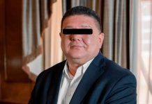 Dictan prisión preventiva al exfiscal César Jáuregui de Chihuahua El exfiscal de Chihuahua, César Jáuregui Moreno, quien enfrenta prisión preventiva en el penal del Altiplano por el presunto delito de traición a la patria.