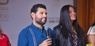 Octavio Ocampo respalda a artesanas michoacanas y plantea reformas para fortalecer su labor