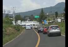 Anuncian bloqueos en tres casetas de Michoacán este lunes 12 de octubre