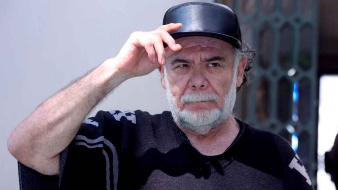 El actor Jesús Ochoa, quien fue hospitalizado tras sufrir una caída durante la obra de teatro Perfume de Gardenia.