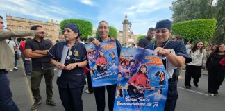 Enloquece público del FICM con llegada de Los Bukis para reestreno de Como Fui a Enamorarme de Ti Marco Antonio Solís y Los Bukis desfilan por la alfombra roja del Teatro Mariano Matamoros durante el Festival Internacional de Cine de Morelia.
