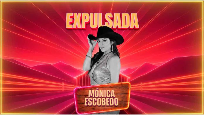 Mónica Escobedo es expulsada por Adal Ramones del reality show La Granja VIP tras agredir físicamente a la vedette Niurka Marcos.
