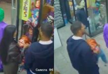 #VIDEO // Ni Chucky se salva: pareja se roba al muñeco de una tienda en Puebla