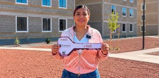 ¿Te registraste a Vivienda para el Bienestar? Conoce las sedes para los sorteos Personas reunidas en una sede de asamblea del programa de vivienda de la Conavi en Michoacán.