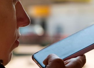 ¿Le preguntas todo a tu celular? La historia de los asistentes de voz