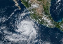 Huracán Vance podría intensificarse y provocar lluvias fuertes en Michoacán este fin de semana