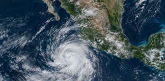 Huracán Vance podría intensificarse y provocar lluvias fuertes en Michoacán este fin de semana