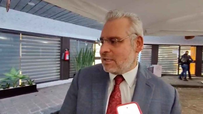 visita-claudia-sheinbaum-apatzingan-bedolla-seguridad El gobernador Alfredo Ramírez Bedolla anunciando la visita de la presidenta Claudia Sheinbaum a Apatzingán.